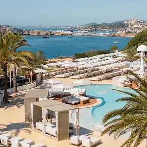 https://destino-pacha-ibiza-resort.balearic-islands.net